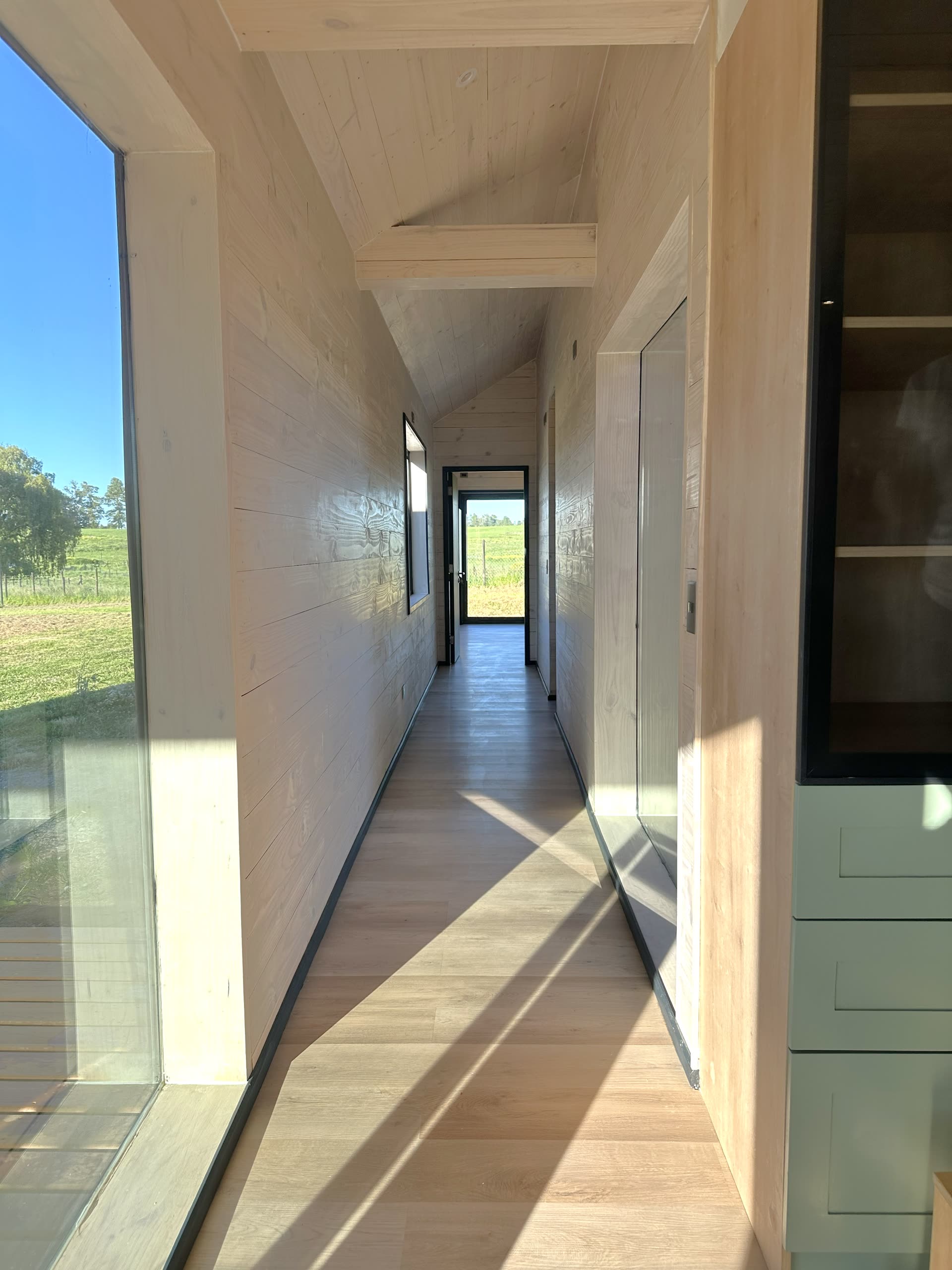 gallery_06